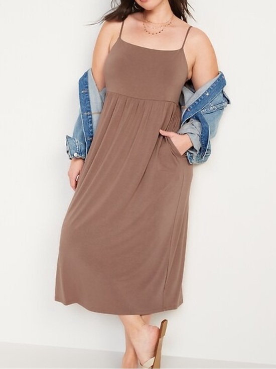 Old Navy Dresses & Skirts - Old Navy Fit & Flare Midi Sundress in the color Rare Earth, size Large